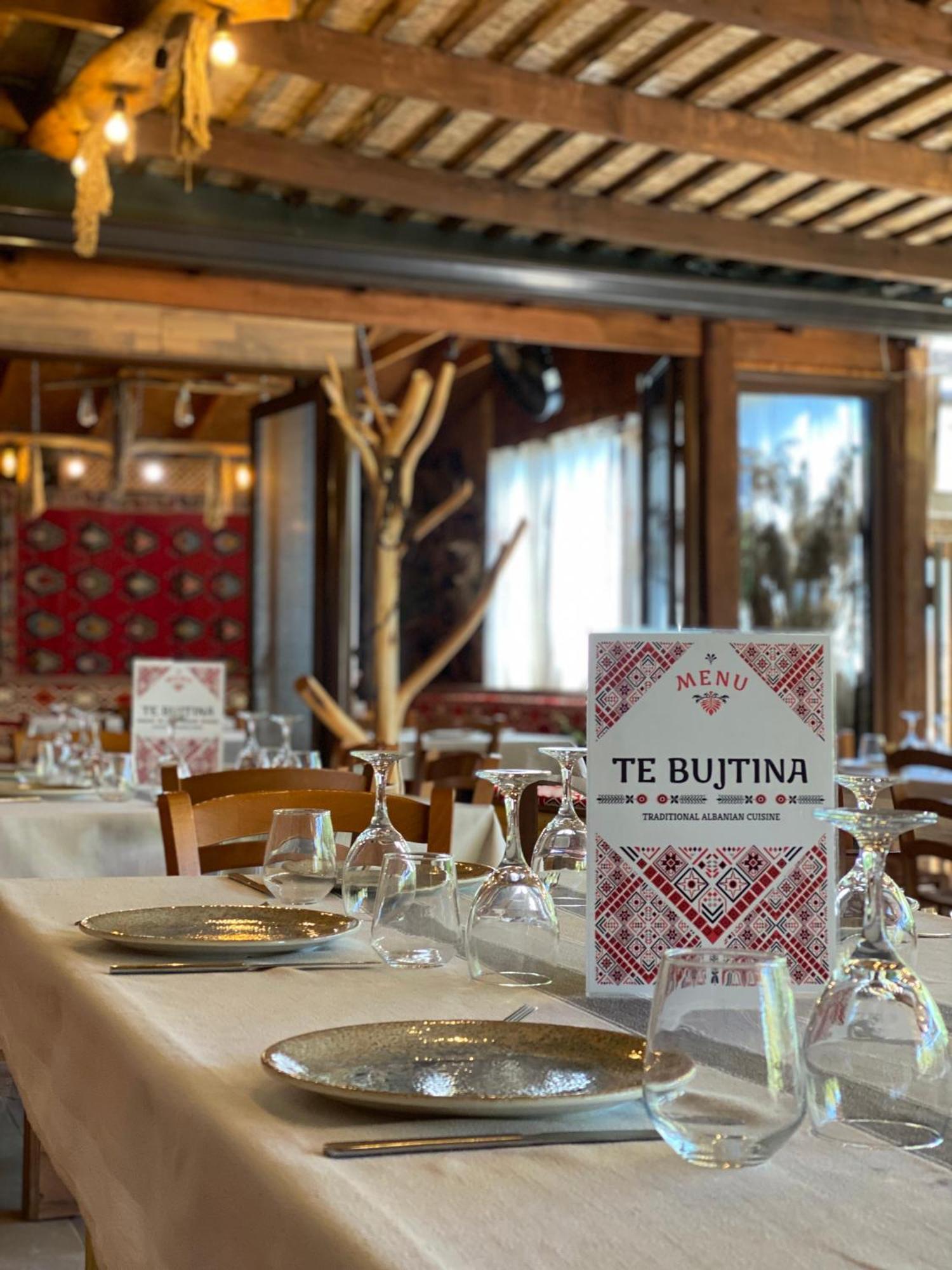 Te Bujtina Hotel- Cozy Stay With Traditional Breakfast Near Beach Голем Екстер'єр фото
